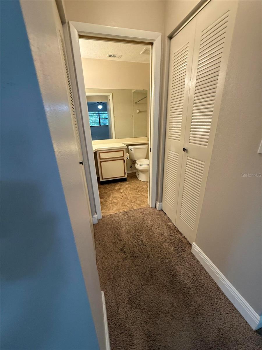 Listing photo id 9 for 11746 Spring Tree Lane