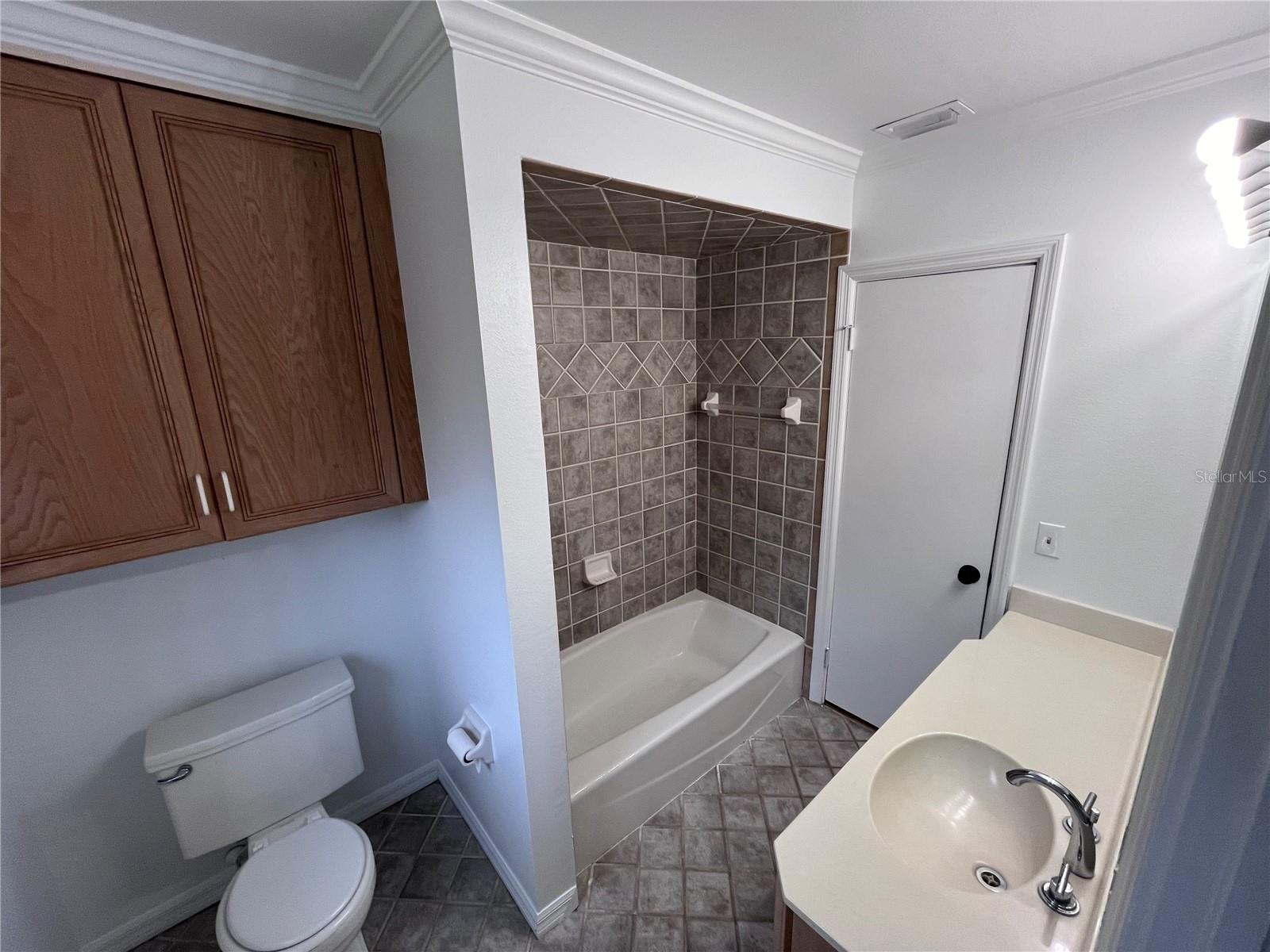 Image 14 of 27 For 1205 Mayfield Avenue