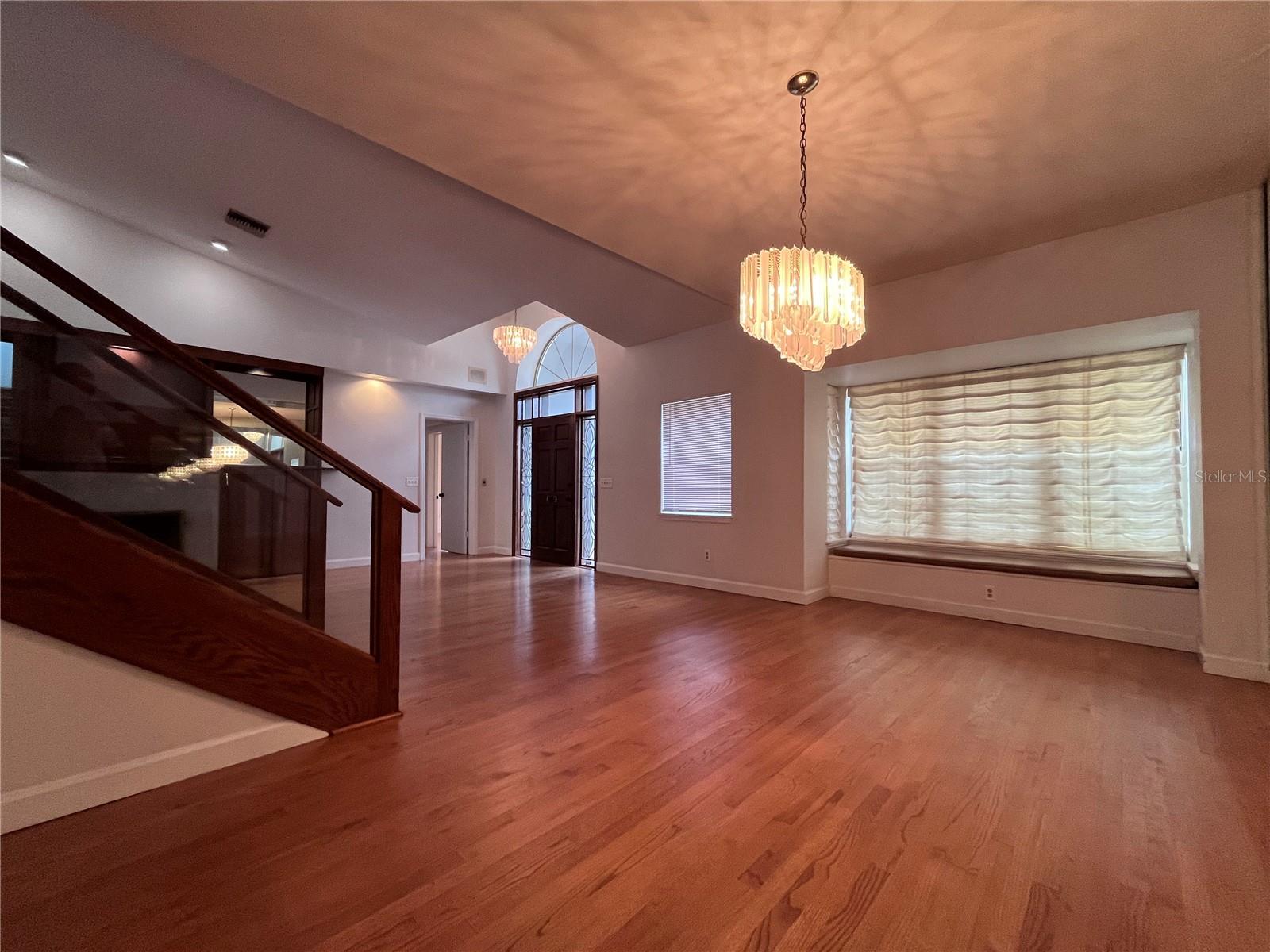 Image 3 of 27 For 1205 Mayfield Avenue