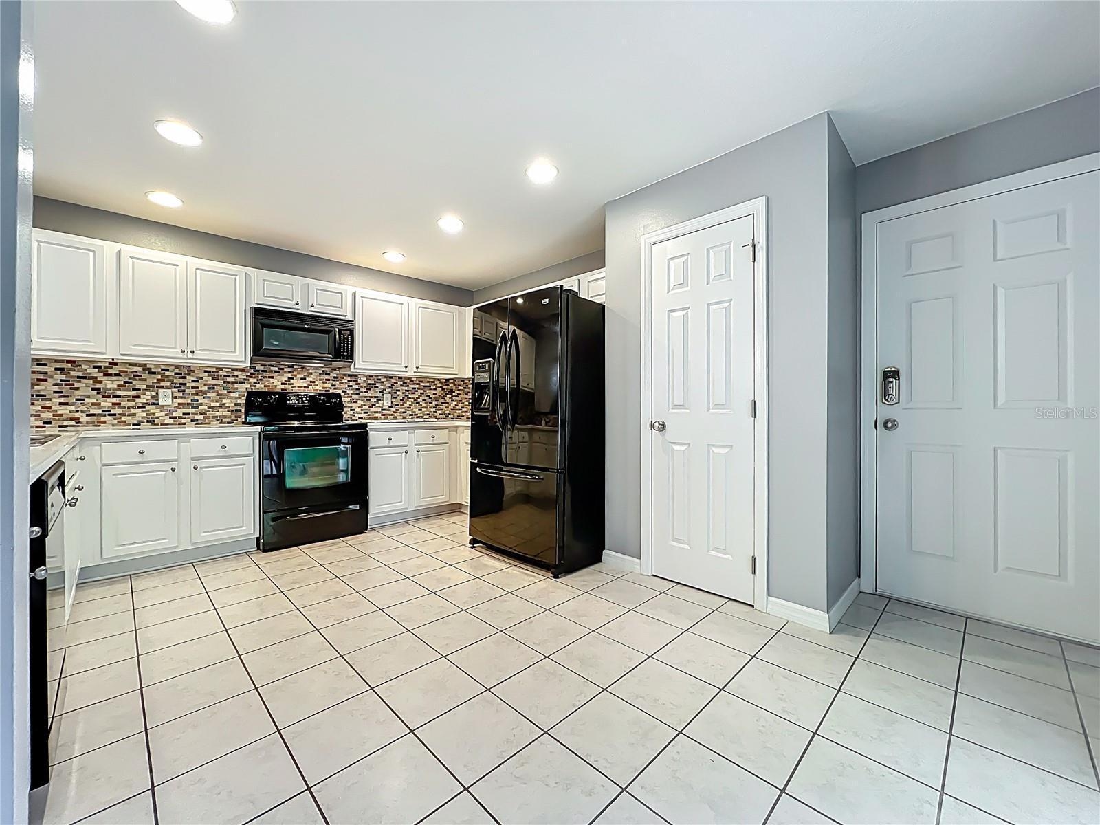 Image 20 of 71 For 2463 Lacerta Drive