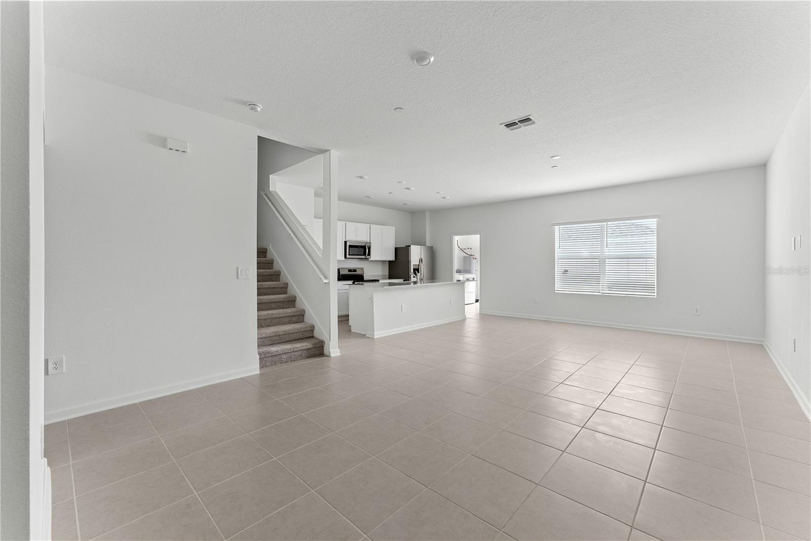 Image 18 of 32 For 2301 White Buffalo Street