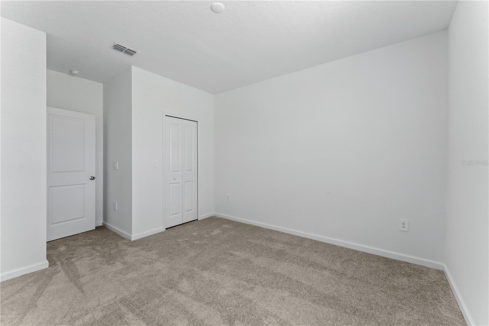 Image 31 of 32 For 2301 White Buffalo Street