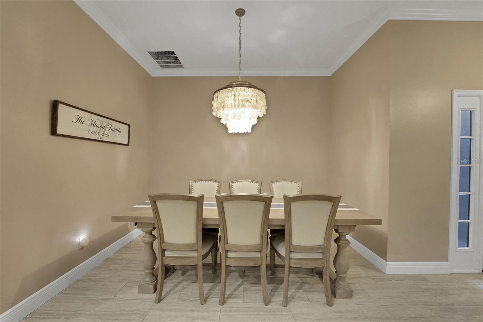 Image 26 of 32 For 816 Lakeworth Circle