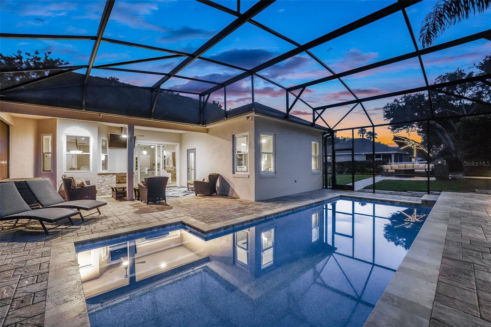 Image 5 of 32 For 816 Lakeworth Circle