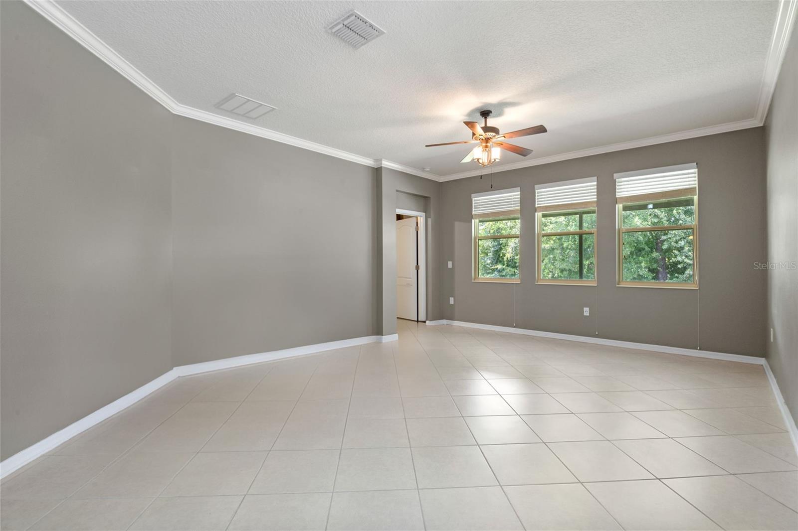 Image 22 of 67 For 2530 Domenico Paul Way