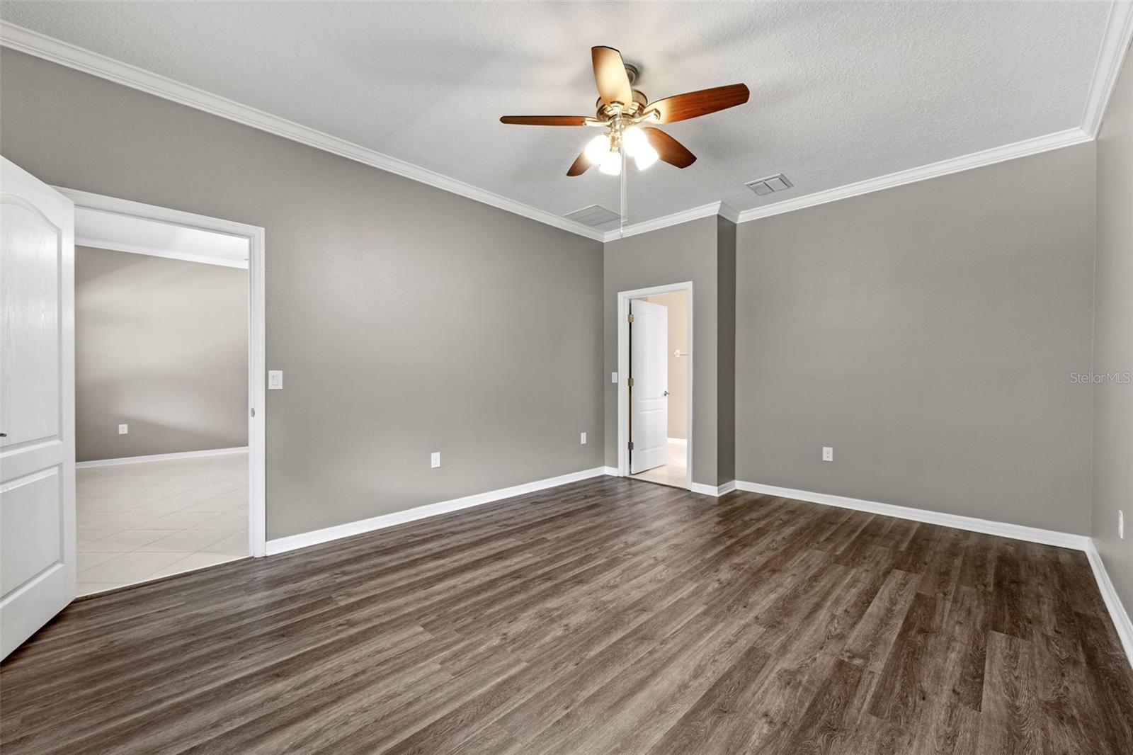 Image 32 of 67 For 2530 Domenico Paul Way