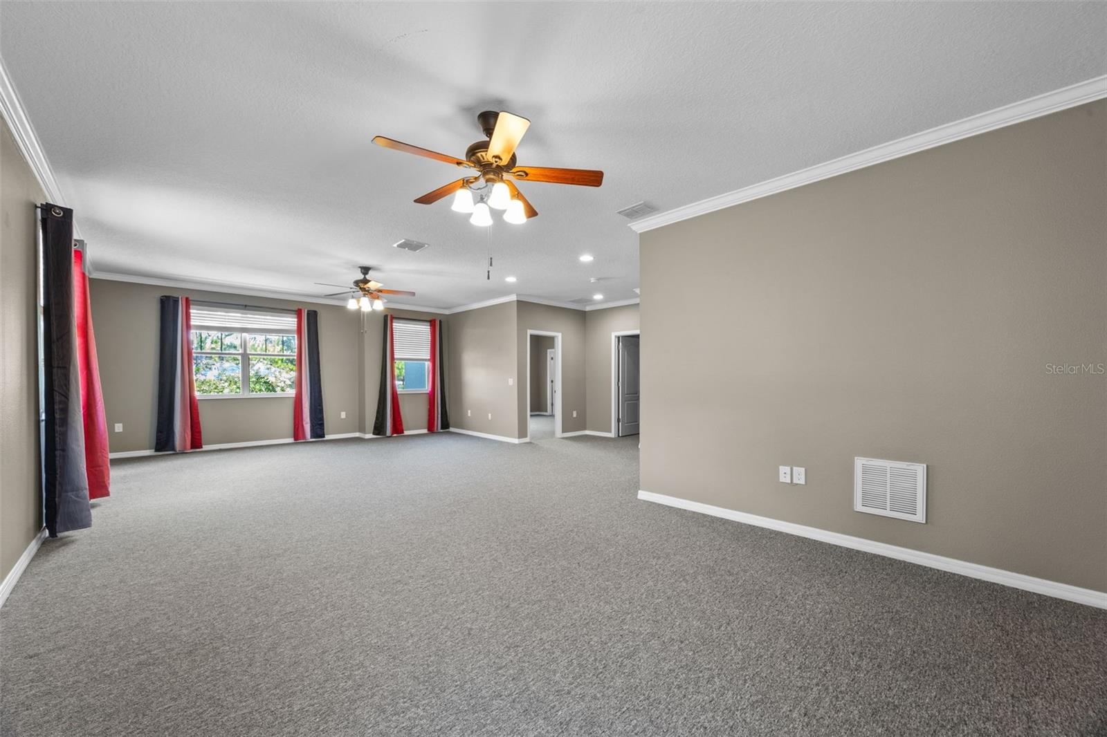 Image 35 of 67 For 2530 Domenico Paul Way