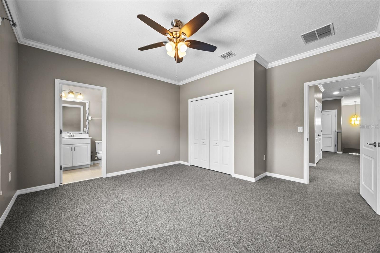 Image 43 of 67 For 2530 Domenico Paul Way