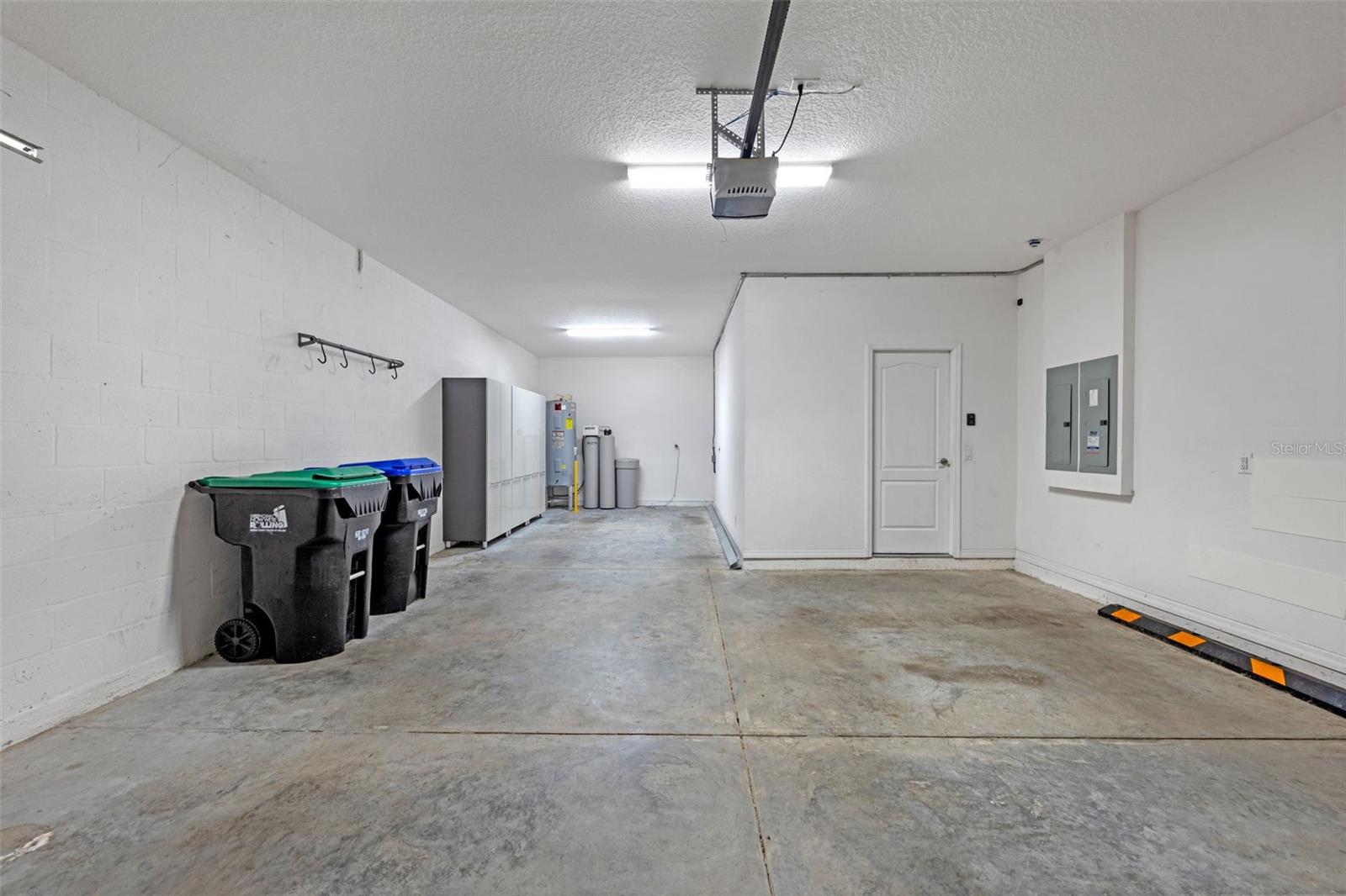 Image 46 of 67 For 2530 Domenico Paul Way