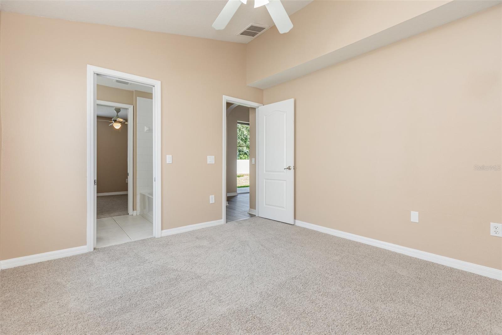 Image 16 of 28 For 8214 Carriage Pointe Drive
