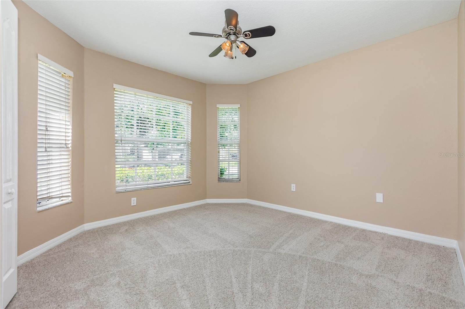 Image 22 of 28 For 8214 Carriage Pointe Drive
