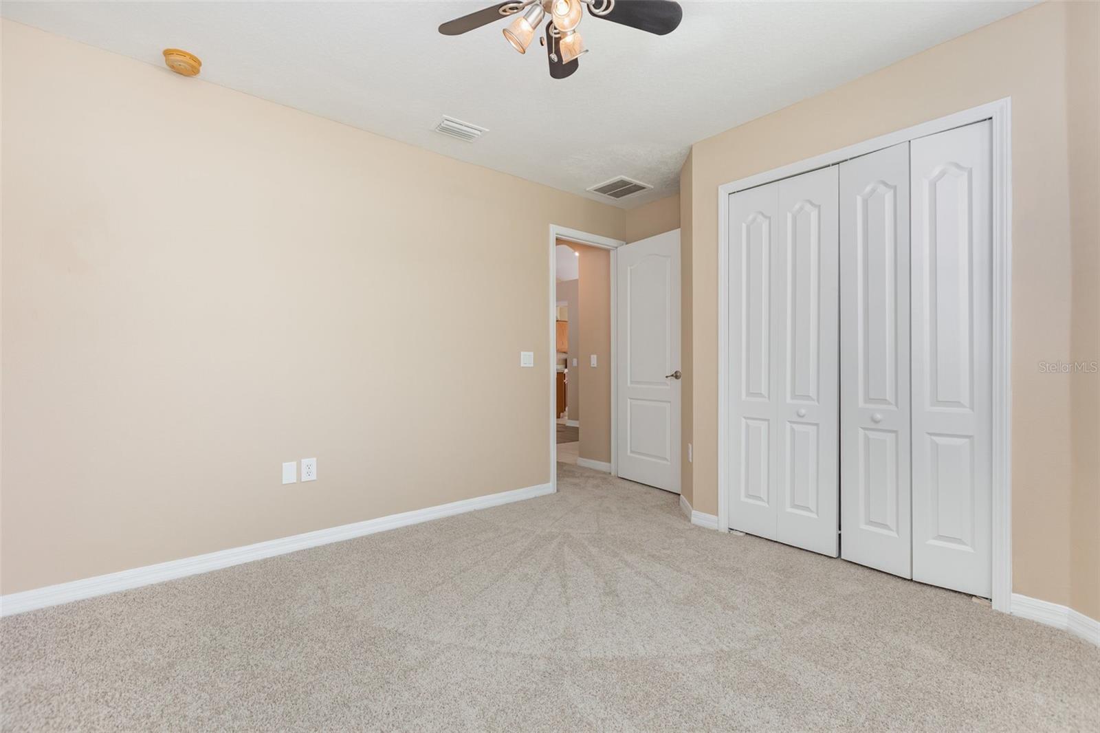 Image 23 of 28 For 8214 Carriage Pointe Drive