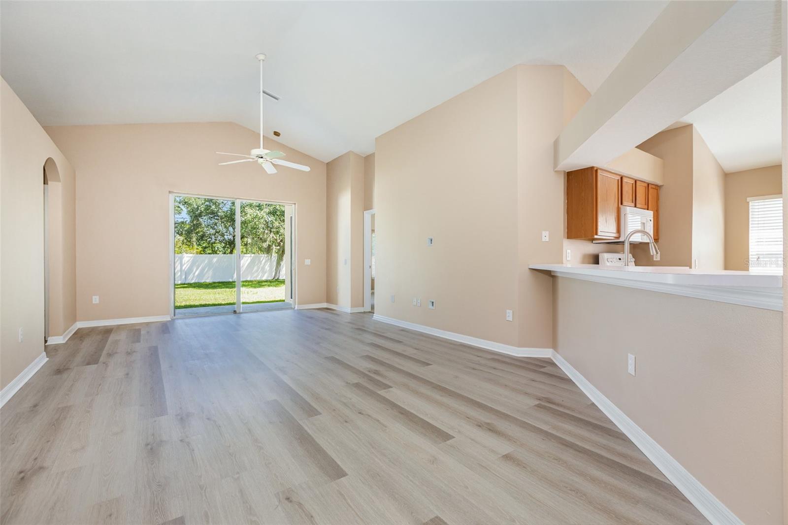 Image 7 of 28 For 8214 Carriage Pointe Drive