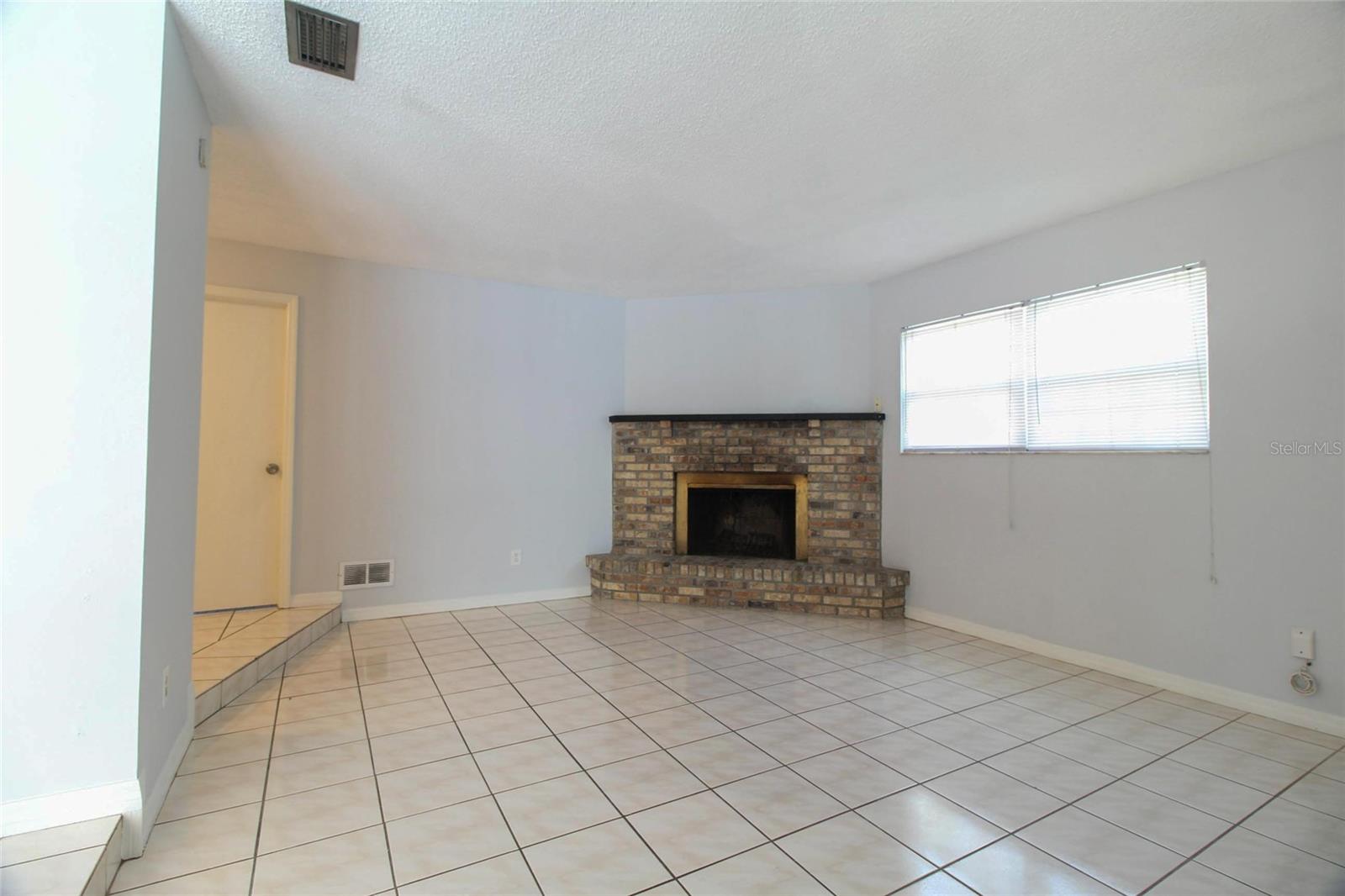 Image 2 of 17 For 1238 Angeline Avenue
