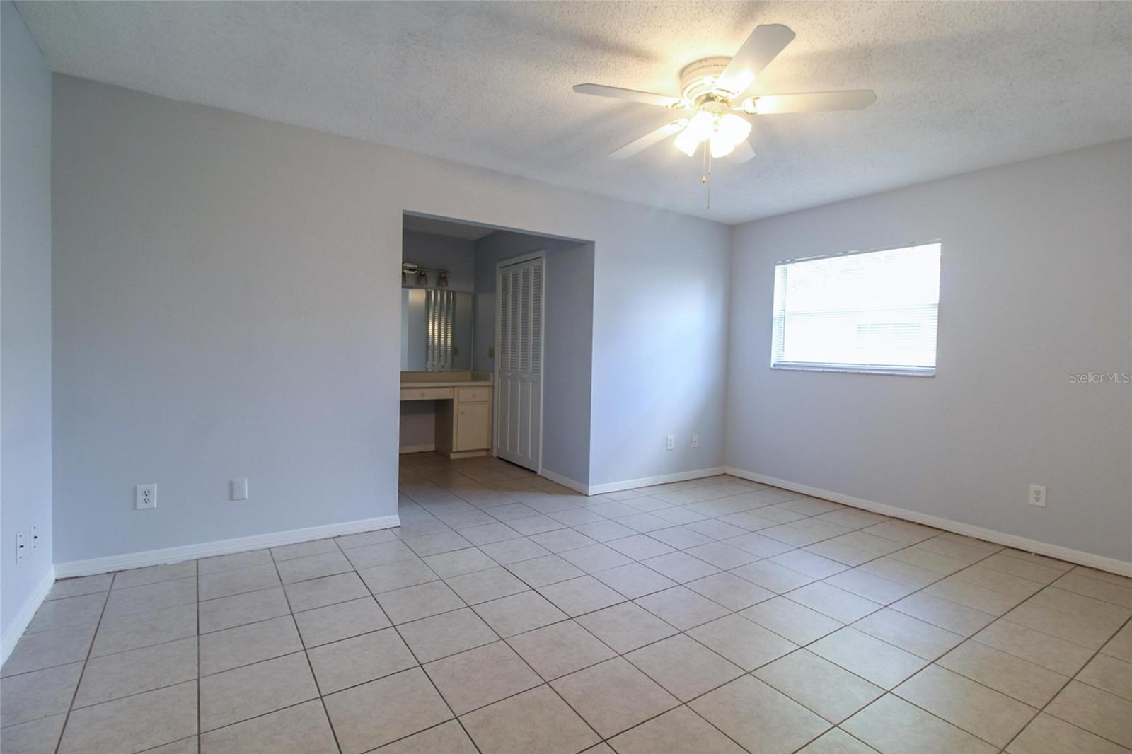 Image 4 of 17 For 1238 Angeline Avenue