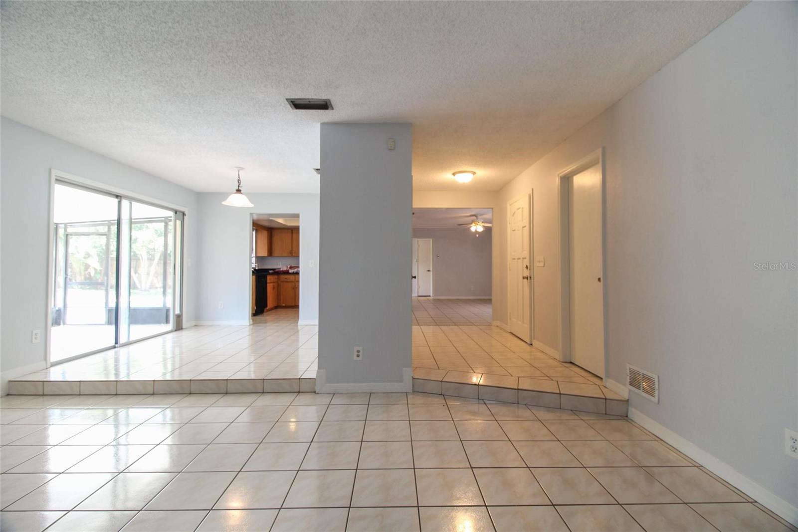 Image 6 of 17 For 1238 Angeline Avenue