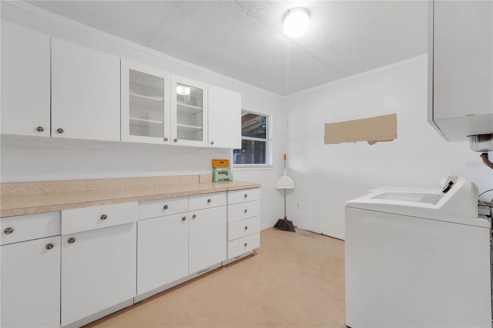 Image 22 of 37 For 1207 Simmons Way