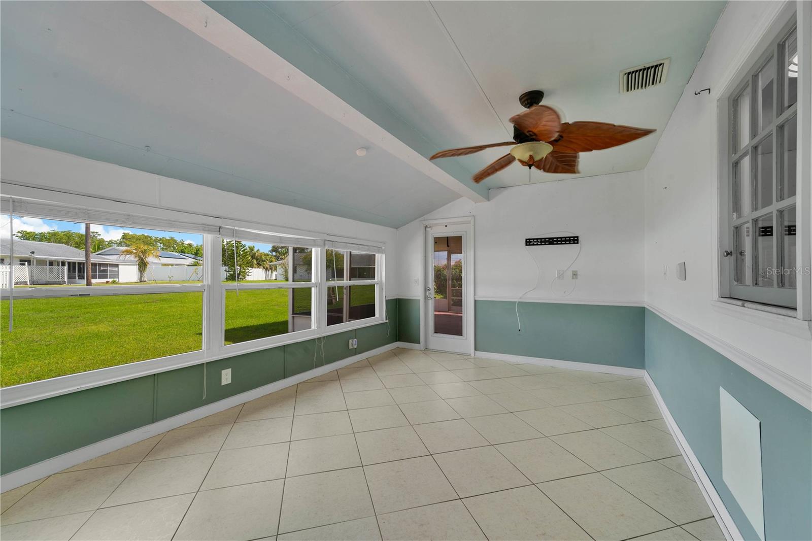 Image 26 of 37 For 1207 Simmons Way