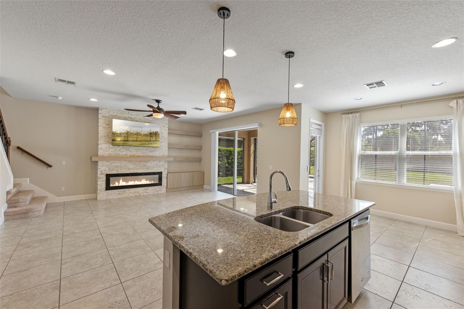 Image 16 of 70 For 531 Crystal Reserve Court