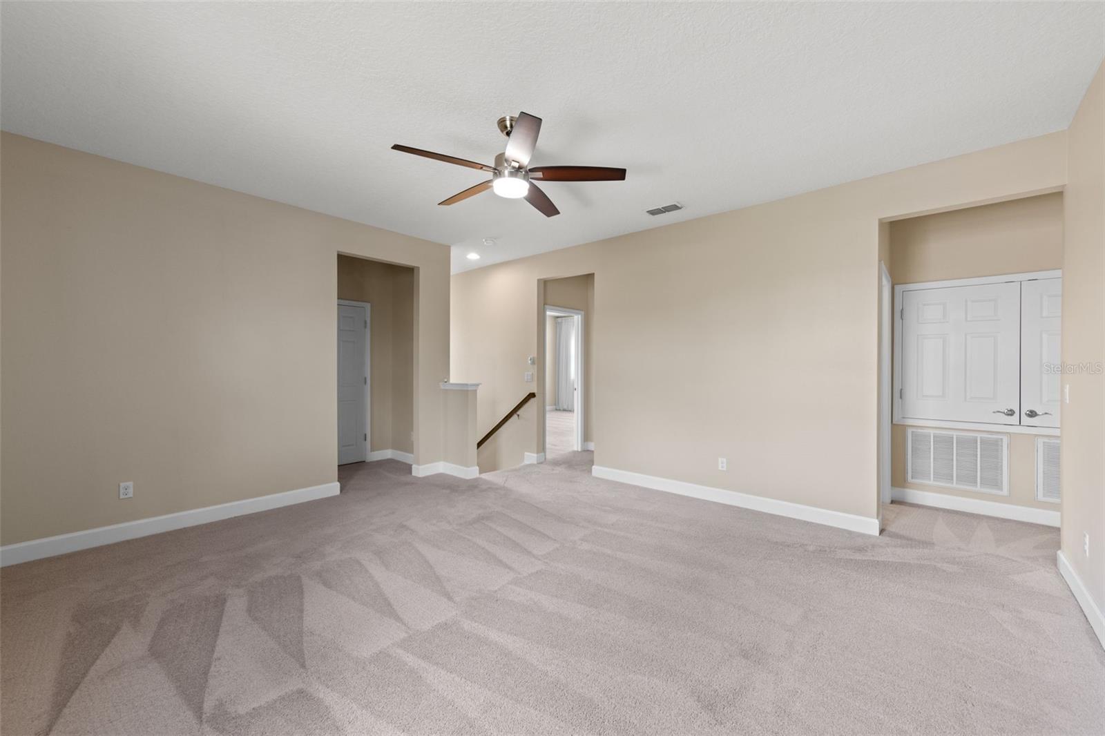 Image 31 of 70 For 531 Crystal Reserve Court