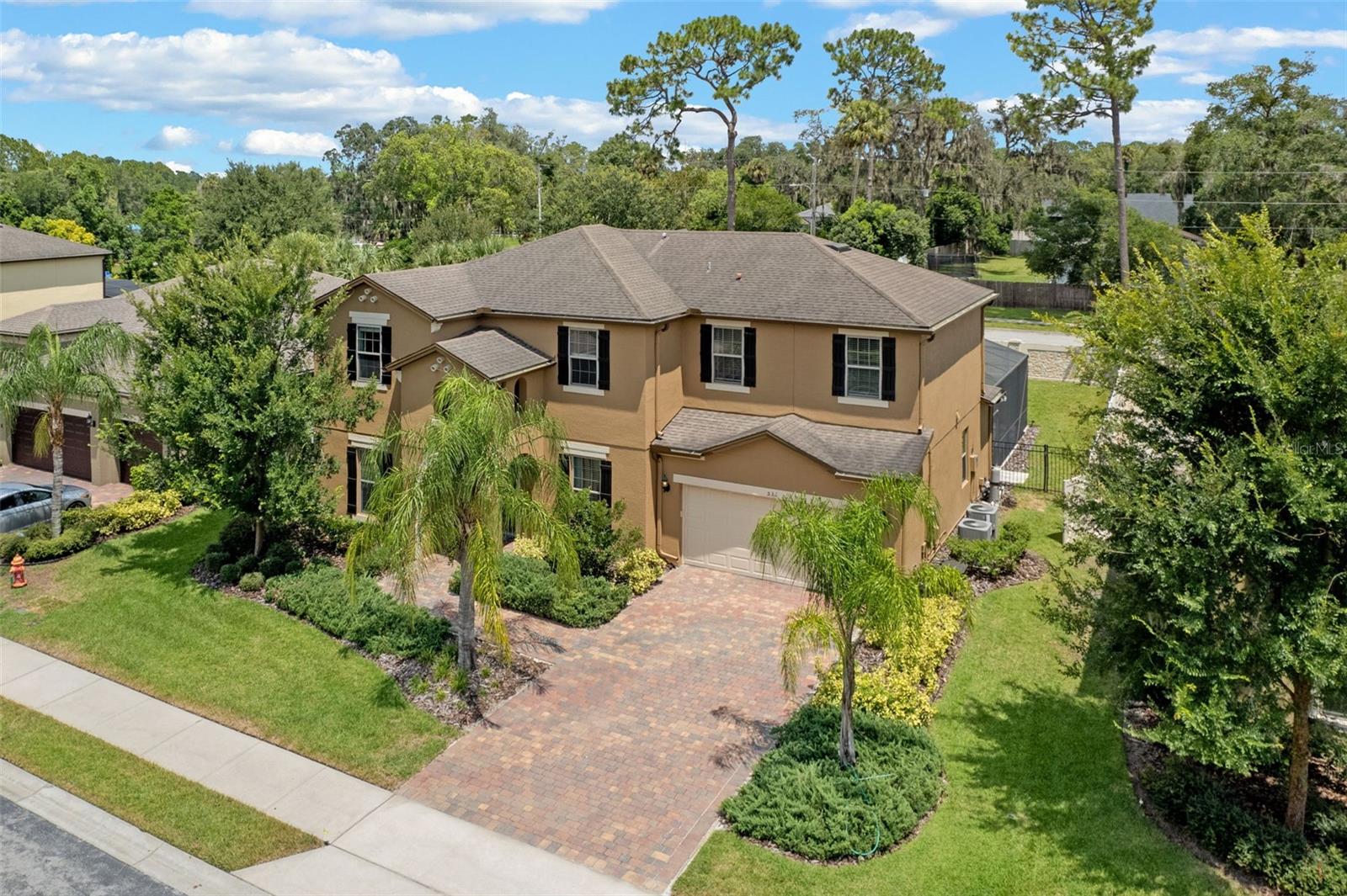 Image 4 of 70 For 531 Crystal Reserve Court
