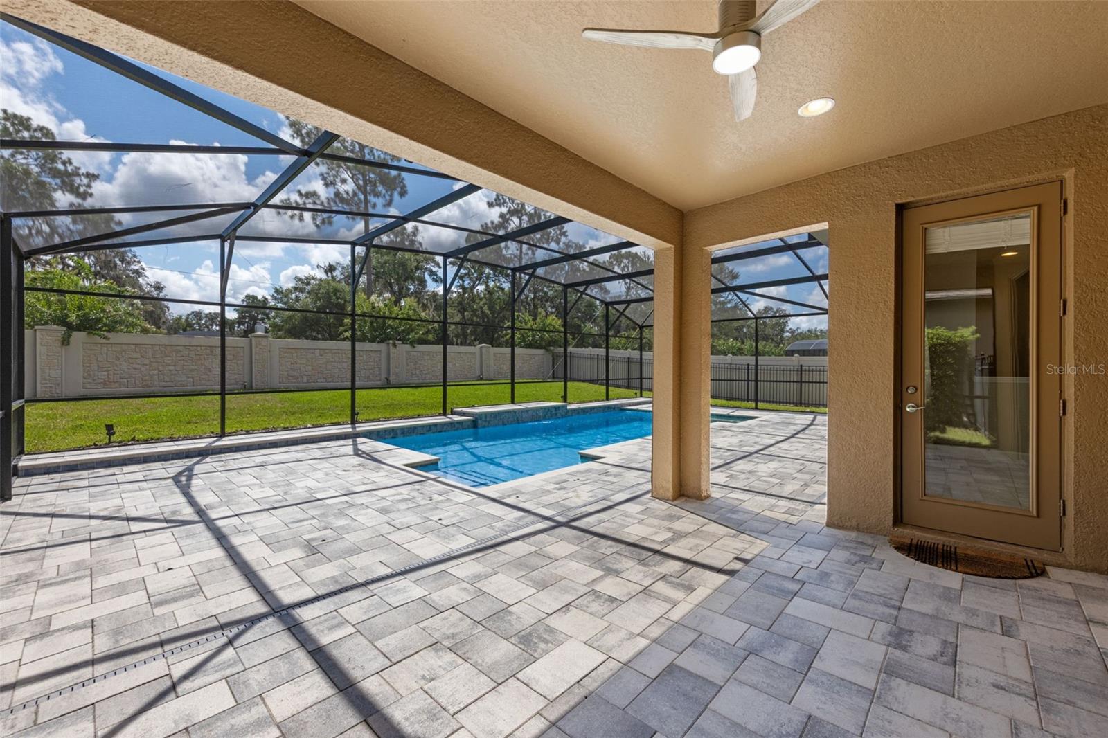 Image 54 of 70 For 531 Crystal Reserve Court