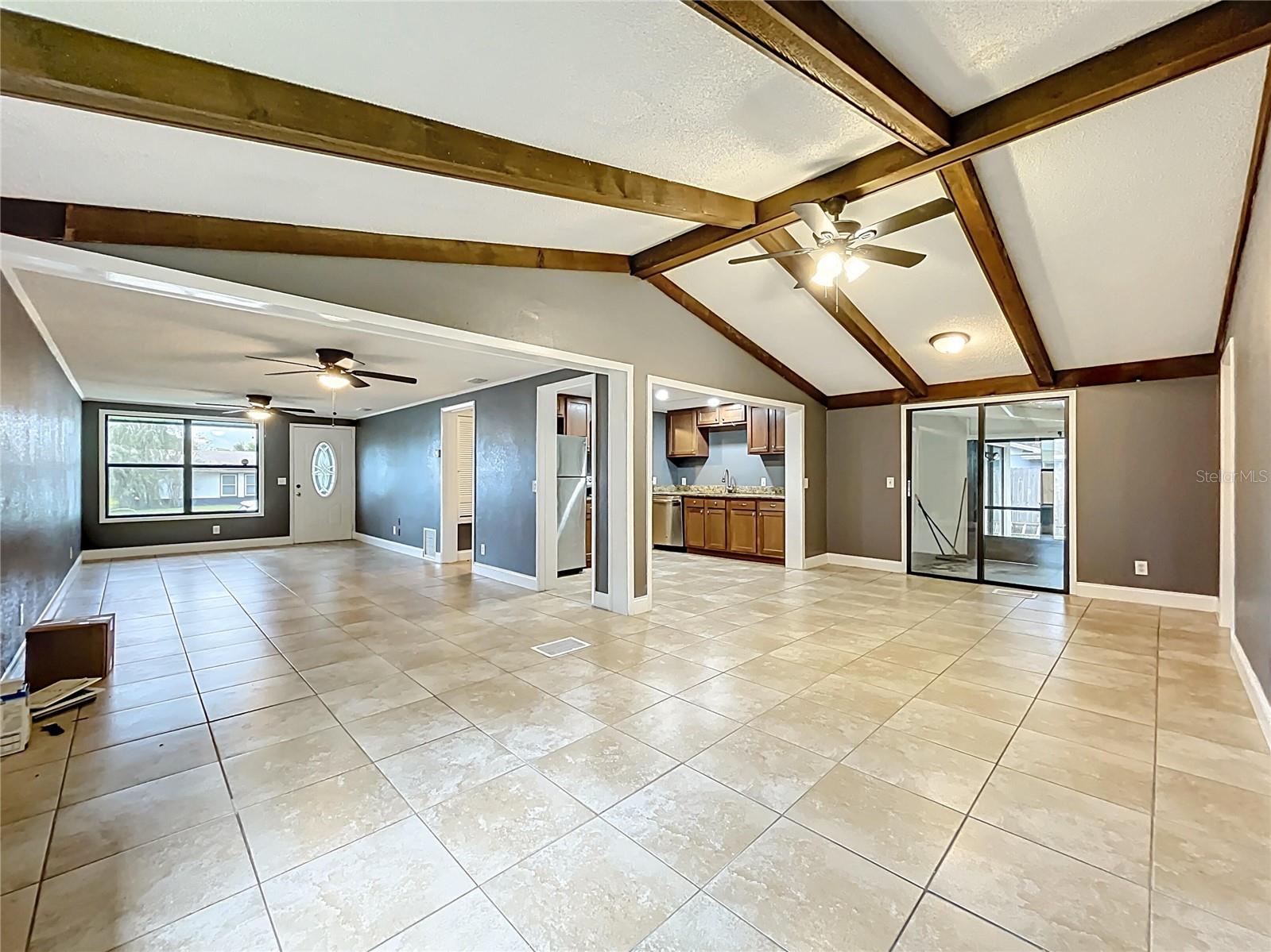 Image 15 of 41 For 722 Eagle Avenue