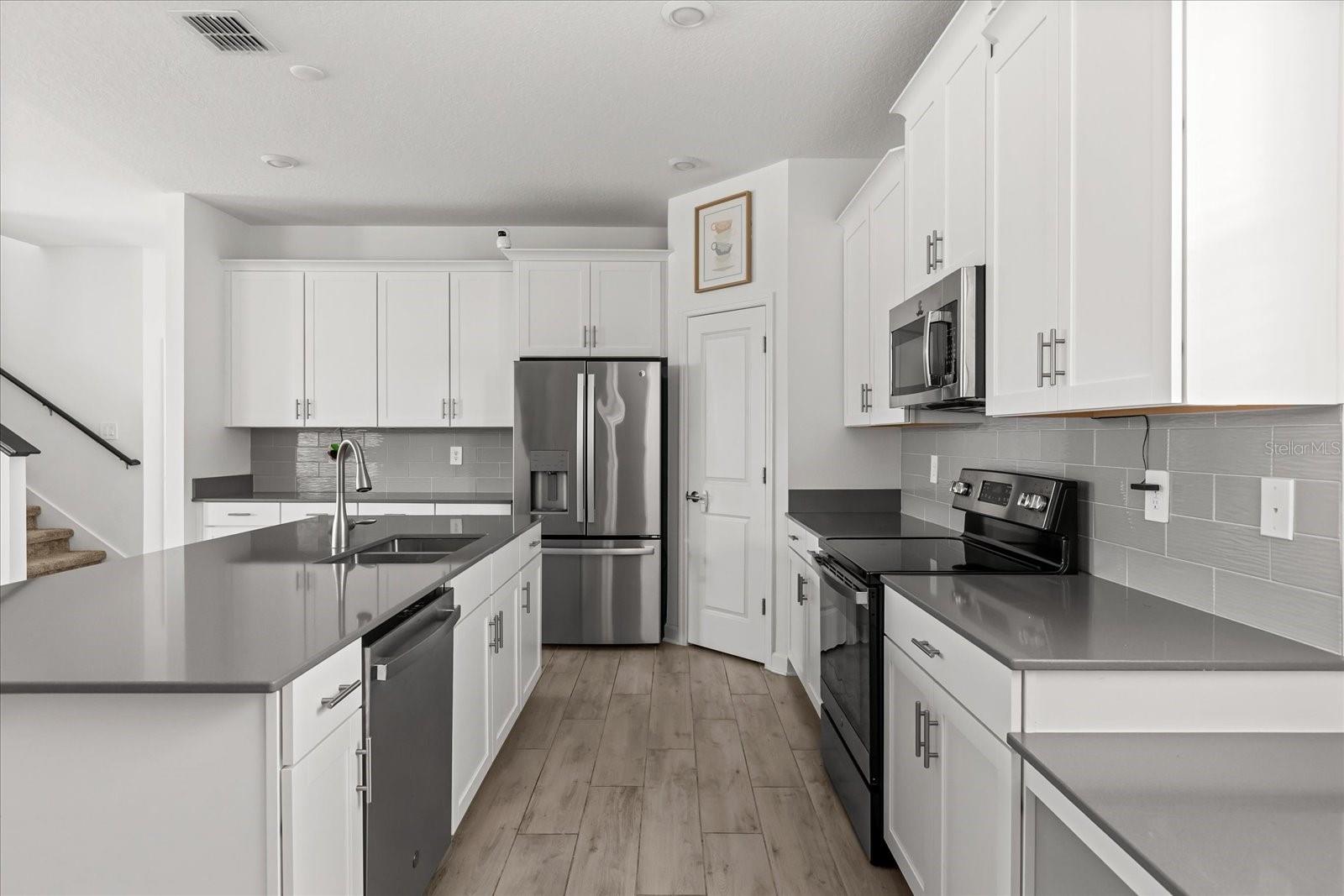 Image 15 of 68 For 11281 Lore Way