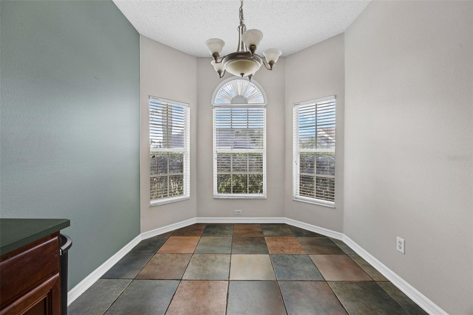Image 12 of 30 For 14321 Viburnum Lane