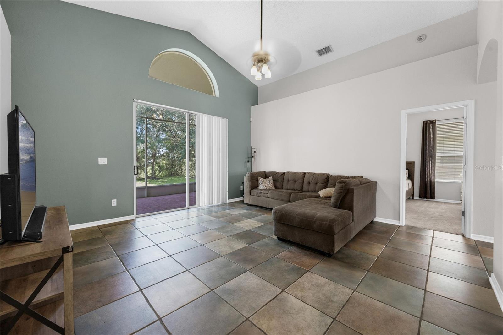 Image 6 of 30 For 14321 Viburnum Lane