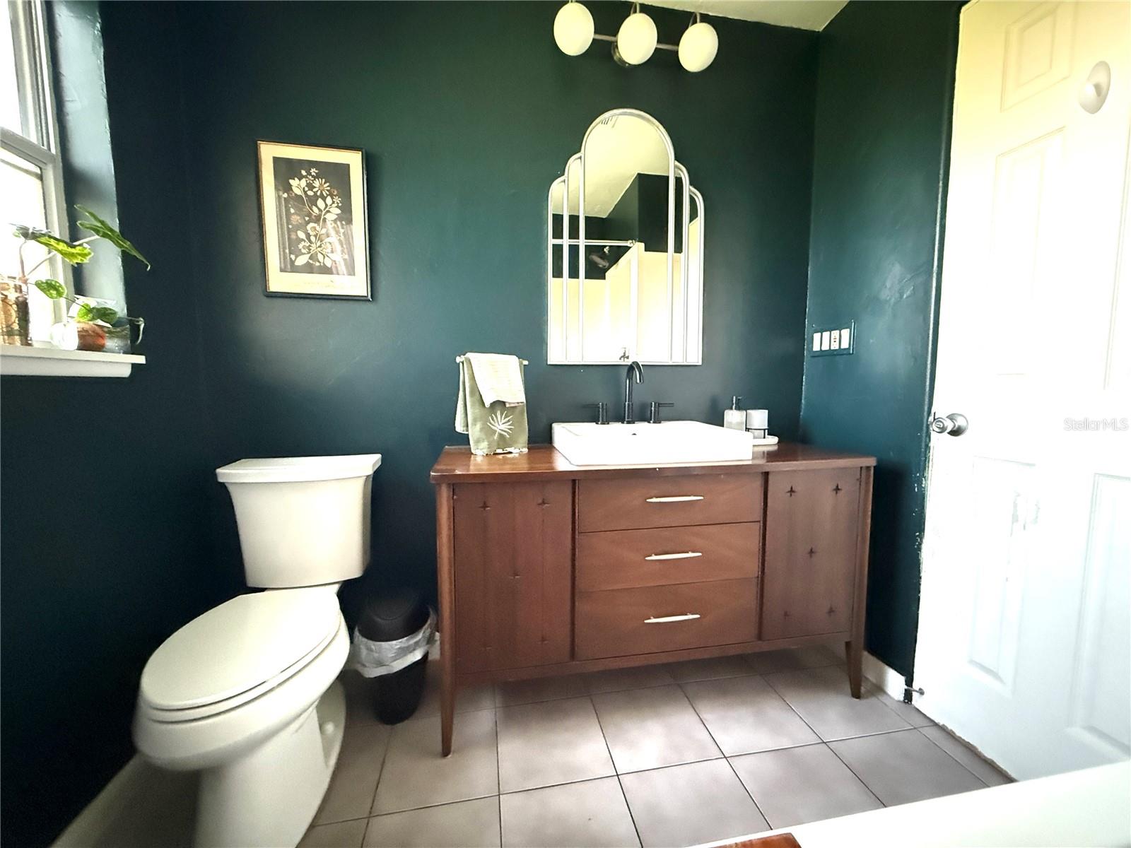 Image 11 of 22 For 712 Malone Drive