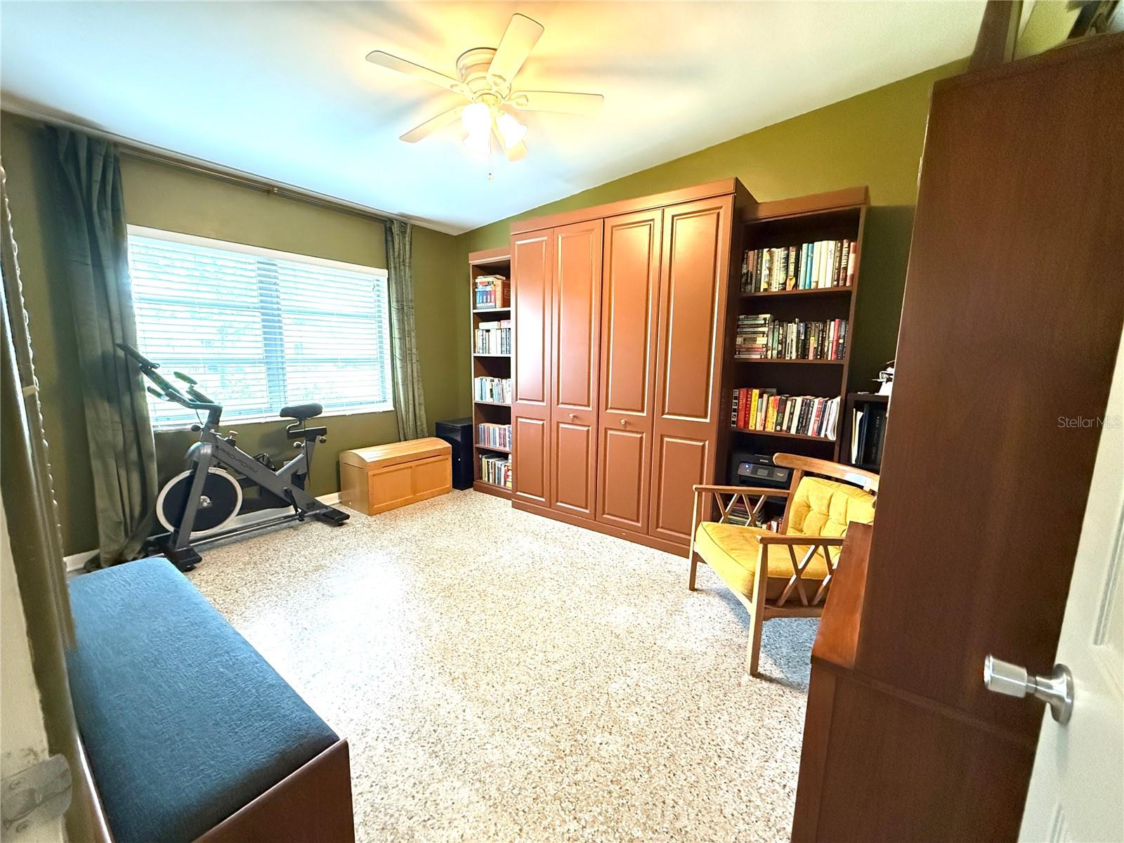 Image 14 of 22 For 712 Malone Drive