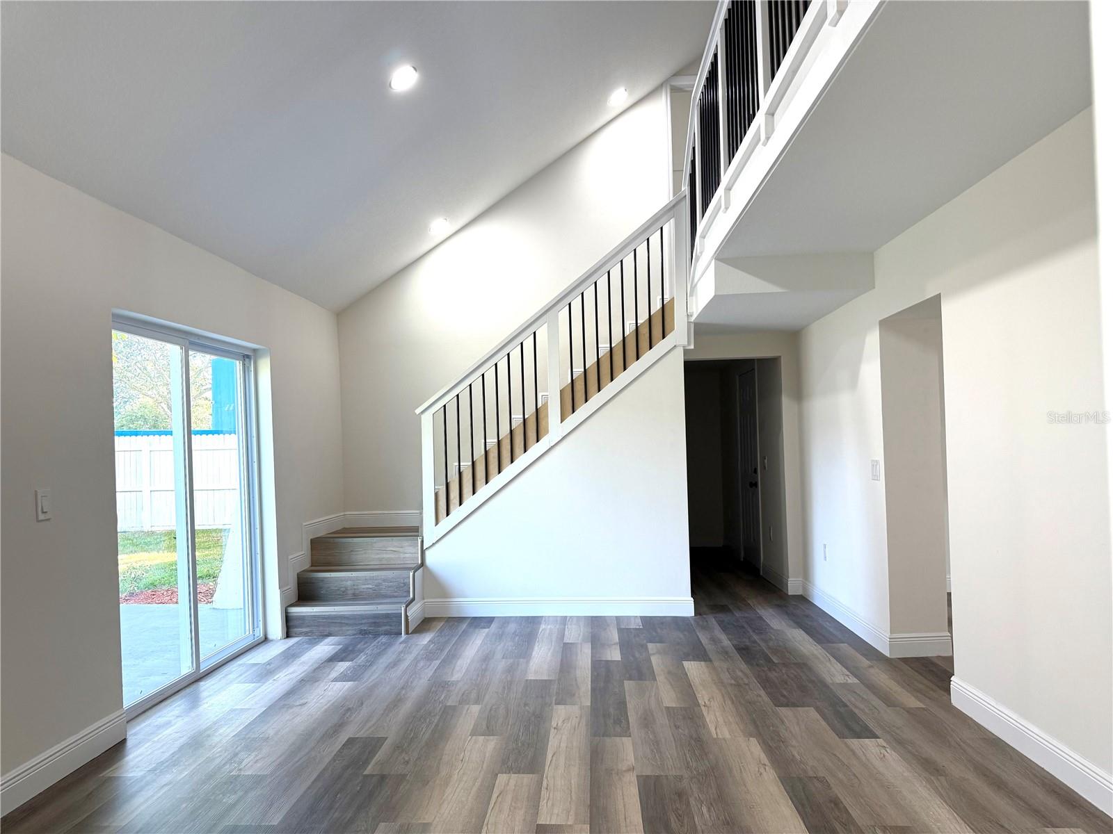 Image 3 of 18 For 2807 Orange Boulevard