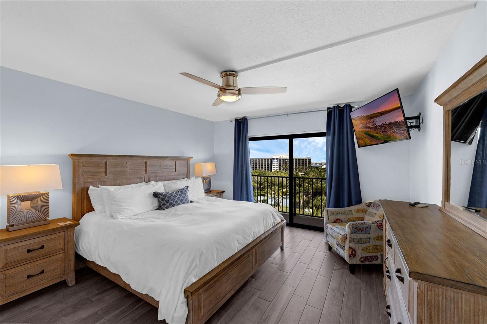 Image 17 of 46 For 3170 Atlantic Avenue 708