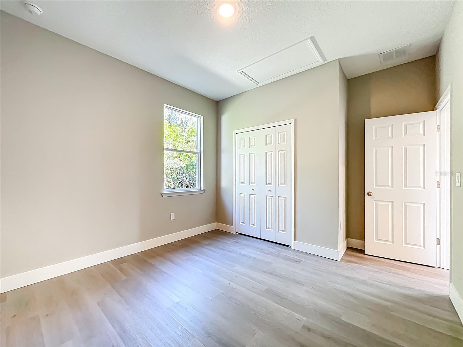 Image 18 of 45 For 11511 Lake Drive