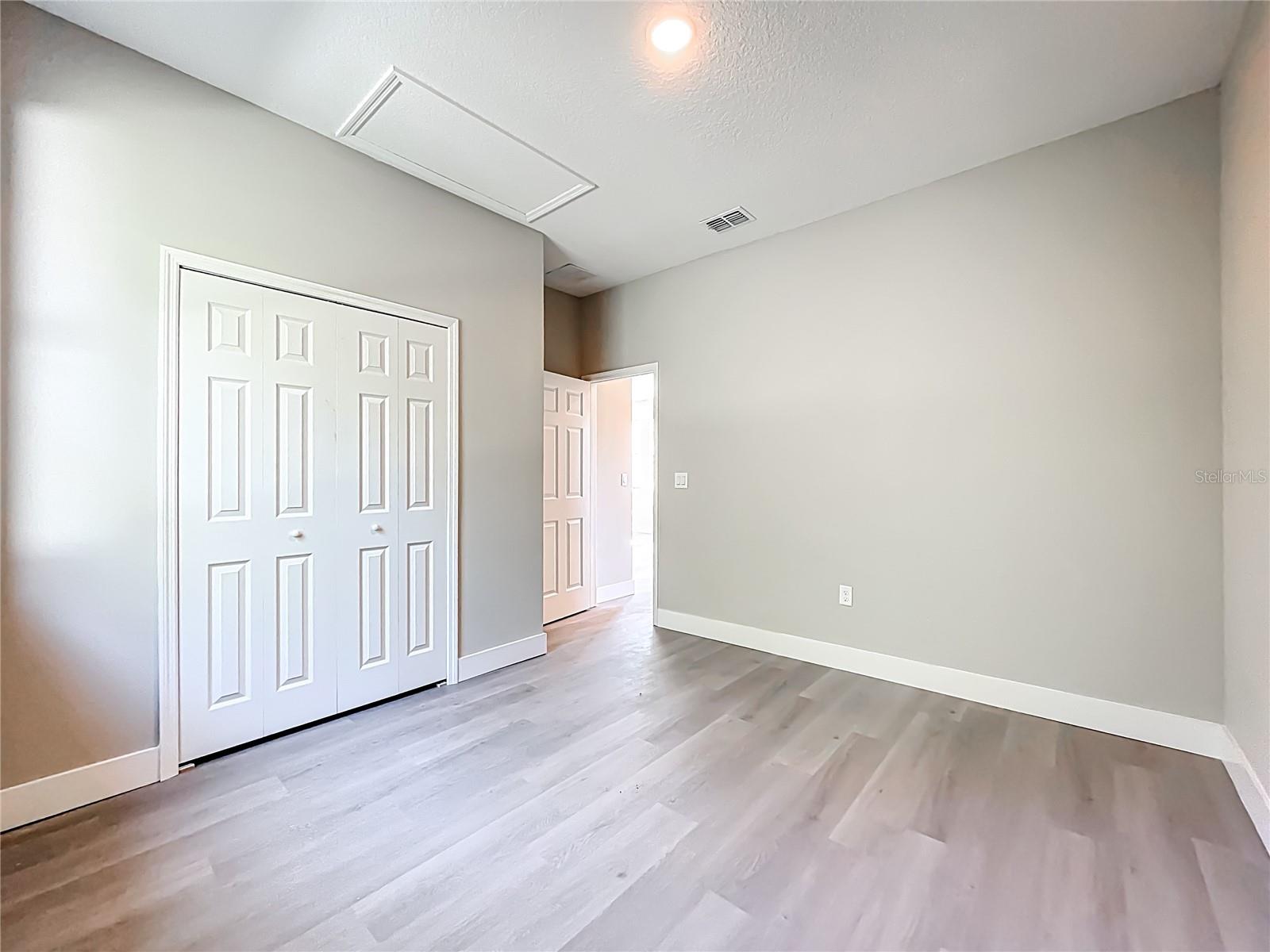 Image 19 of 45 For 11511 Lake Drive