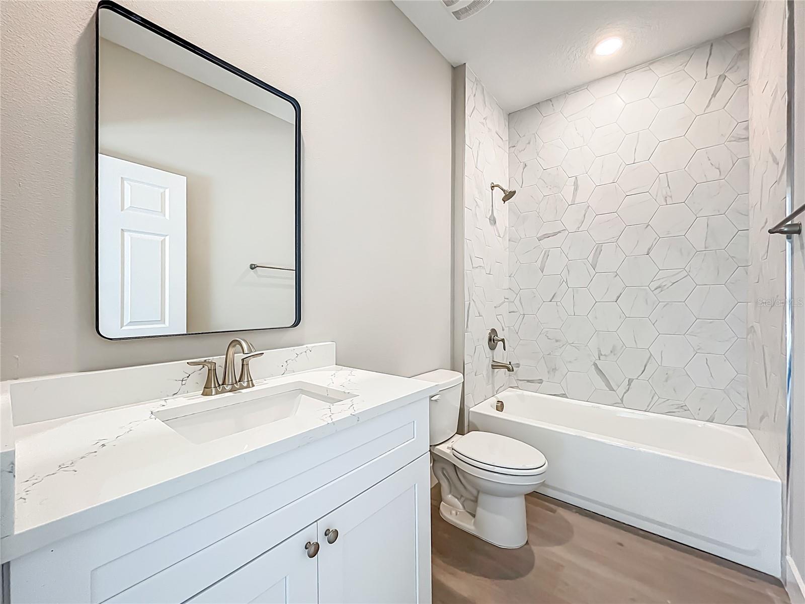 Image 31 of 45 For 11511 Lake Drive