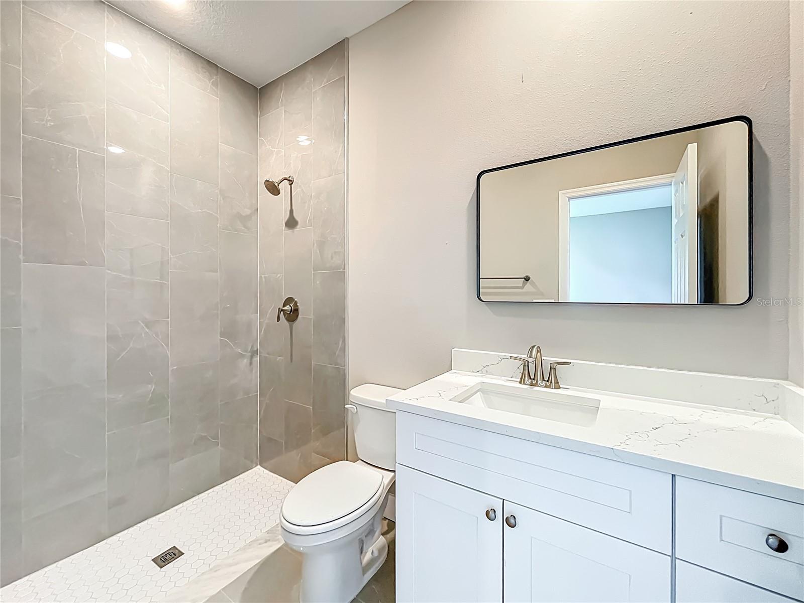 Image 32 of 45 For 11511 Lake Drive