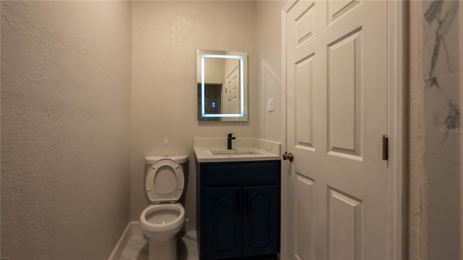 Image 16 of 21 For 4414 Lake Lawne Avenue