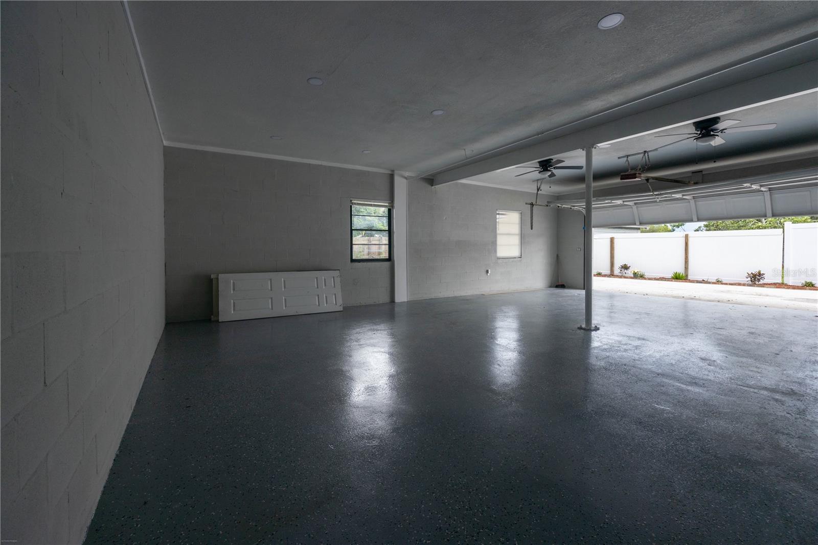 Image 9 of 21 For 4414 Lake Lawne Avenue