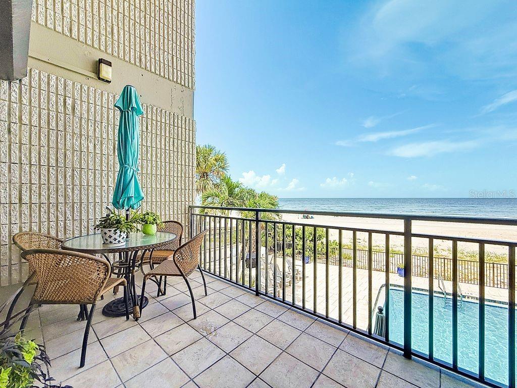 Image 45 of 96 For 19700 Gulf Boulevard 202