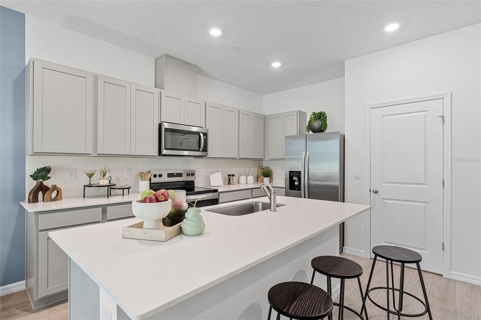 Image 4 of 21 For 3174 Chroma Street