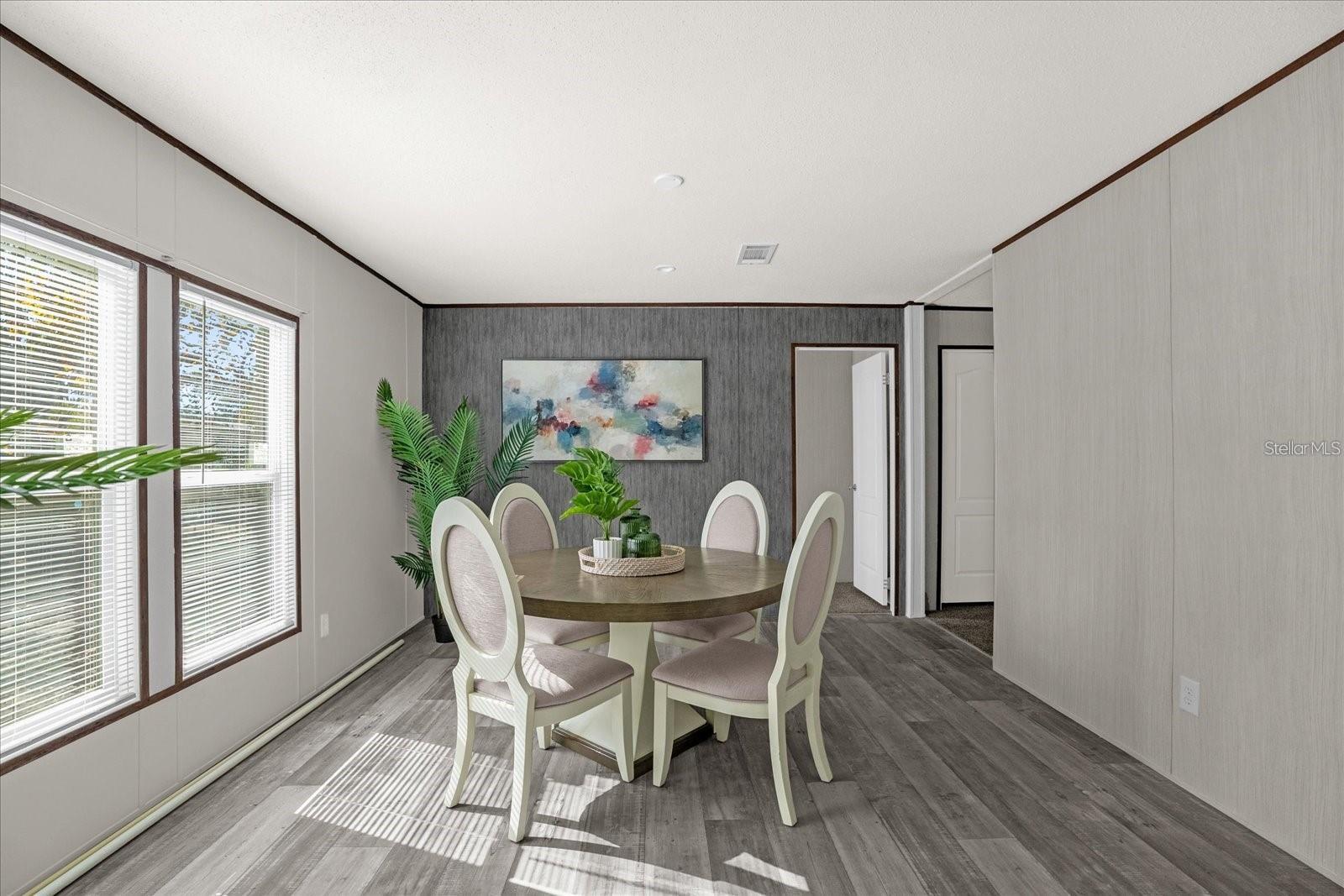 Image 4 of 32 For 2738 10th Street
