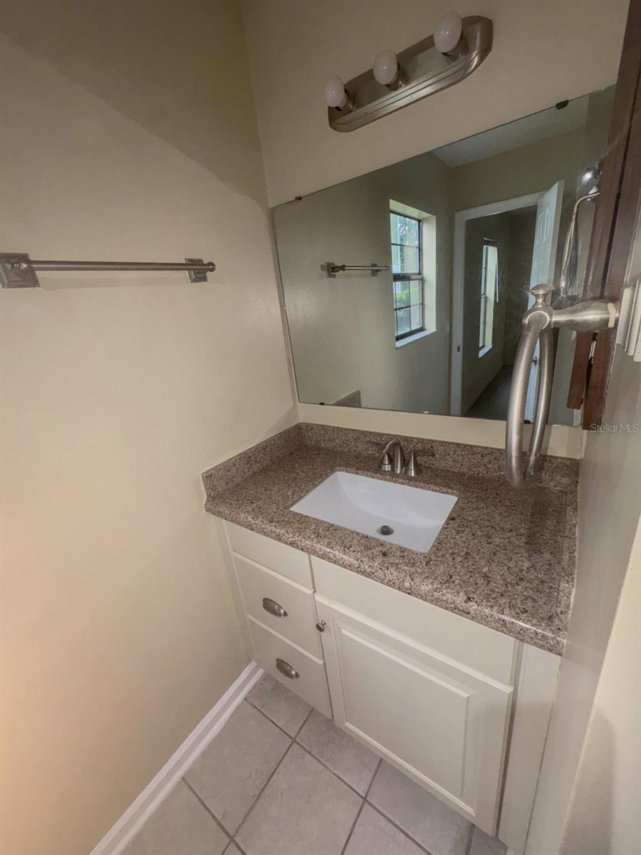 Image 6 of 9 For 840 Center Avenue 190