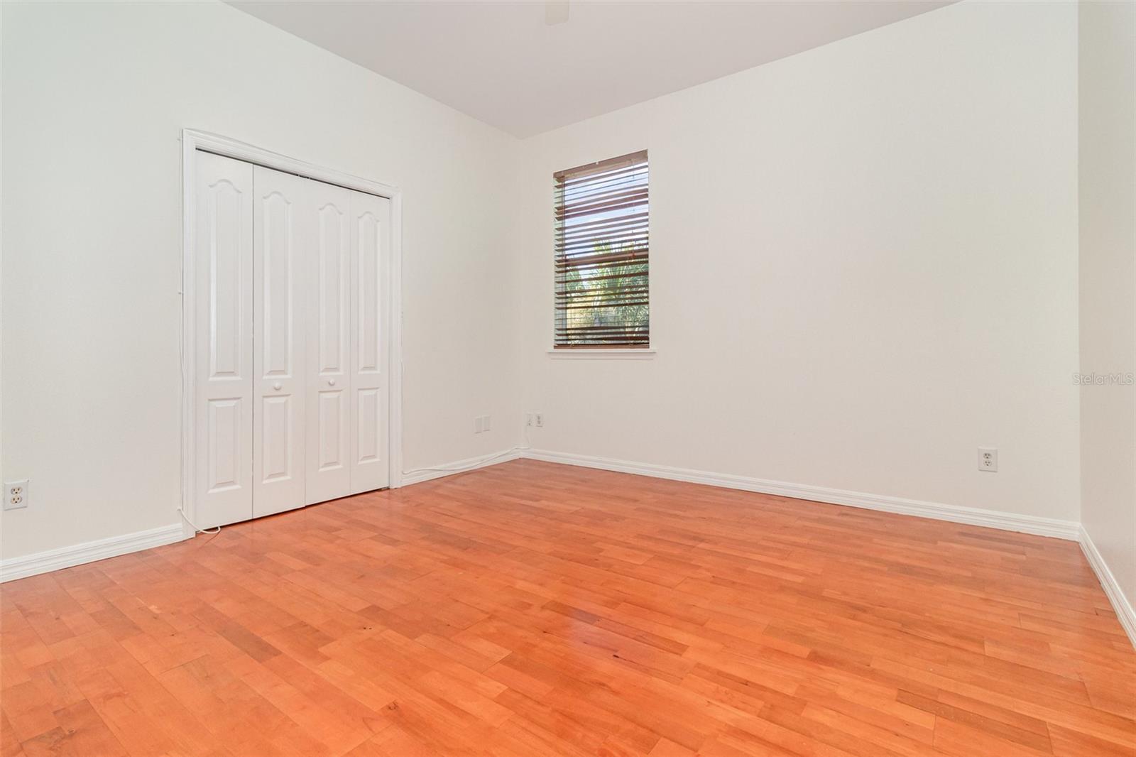 Image 16 of 26 For 880 Lancer Circle