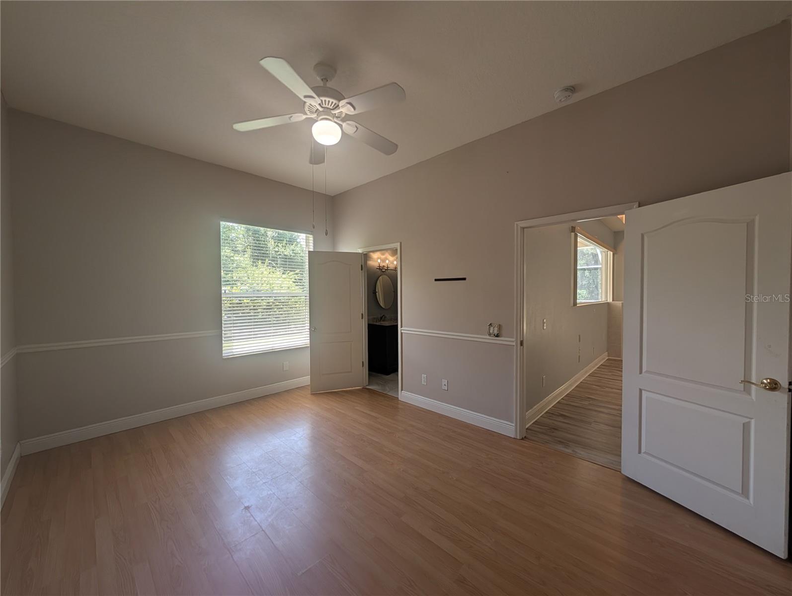 Image 20 of 31 For 10411 Riverburn Drive