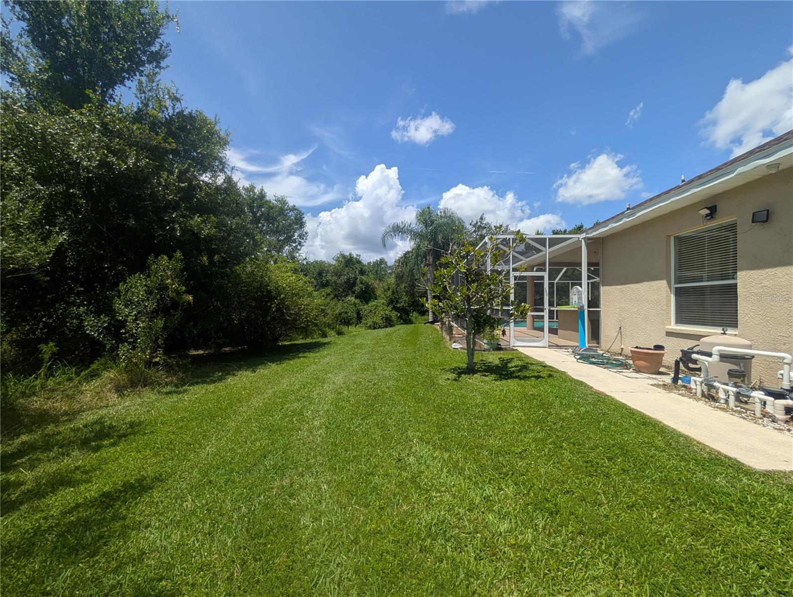 Image 5 of 31 For 10411 Riverburn Drive