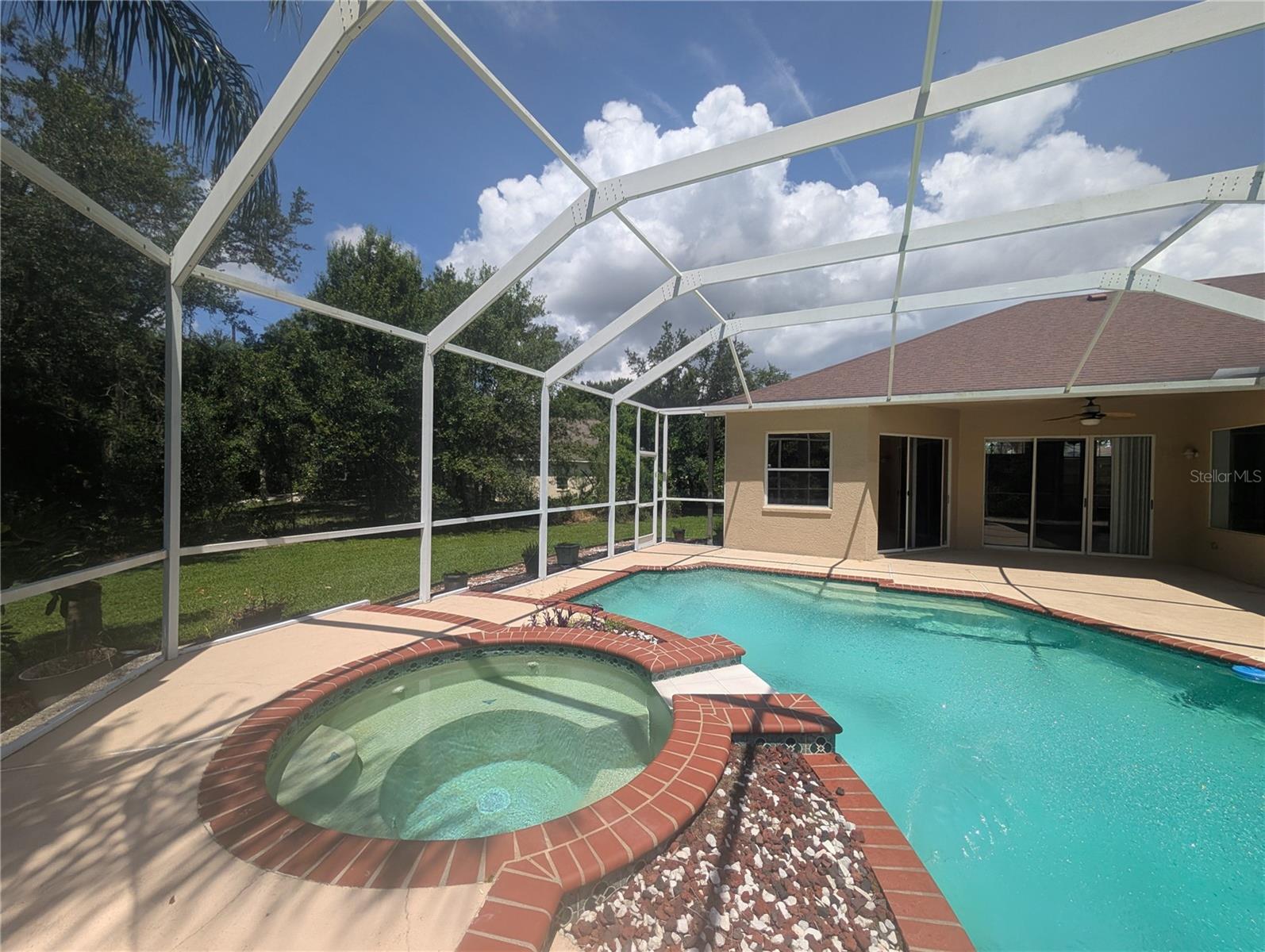 Image 8 of 31 For 10411 Riverburn Drive