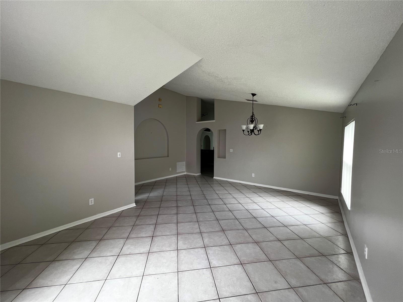 Image 10 of 18 For 2486 Shelby Circle