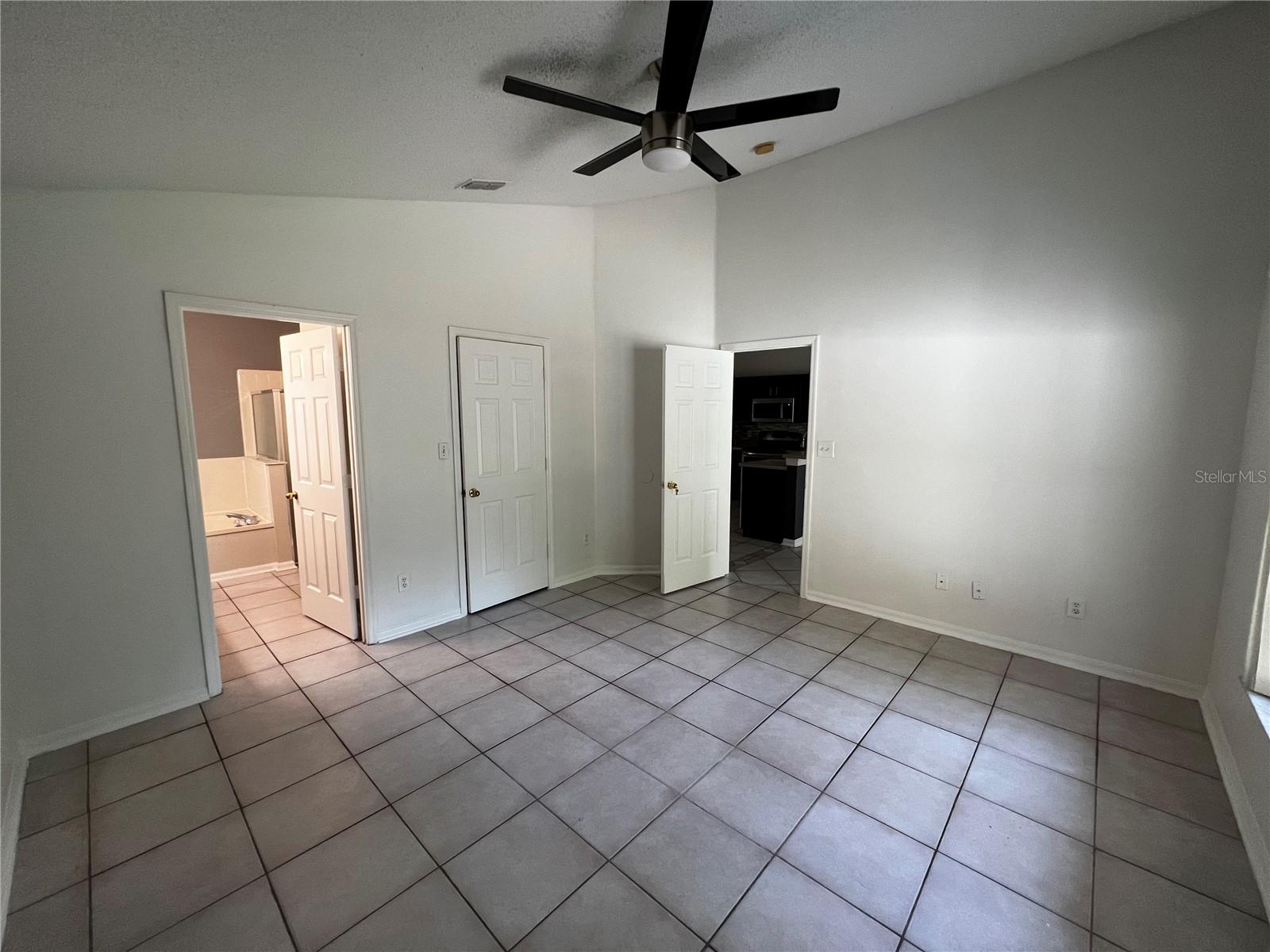 Image 11 of 18 For 2486 Shelby Circle